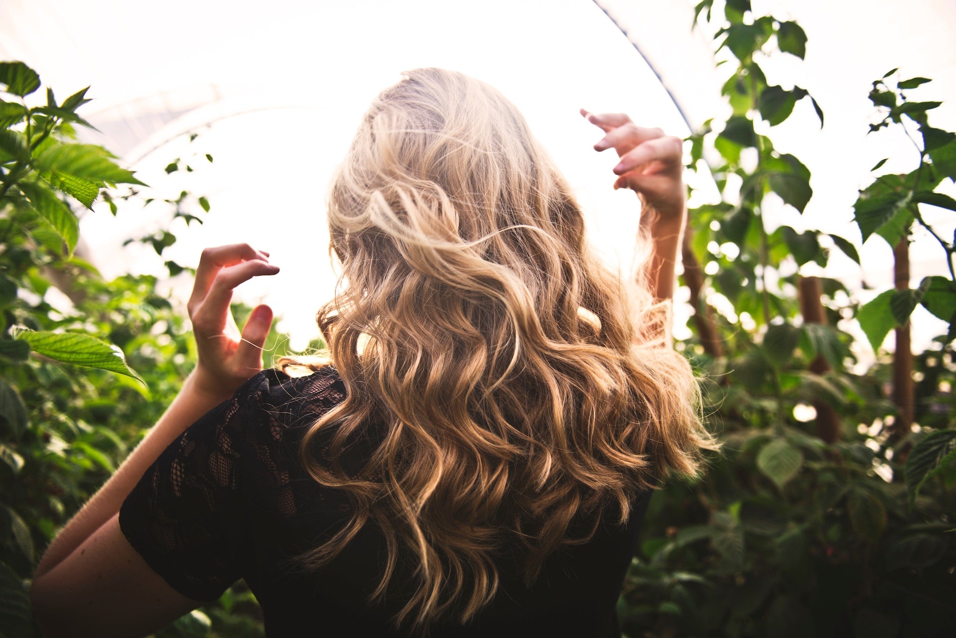 Hair Care Tips for Combating Hair Loss in 2024